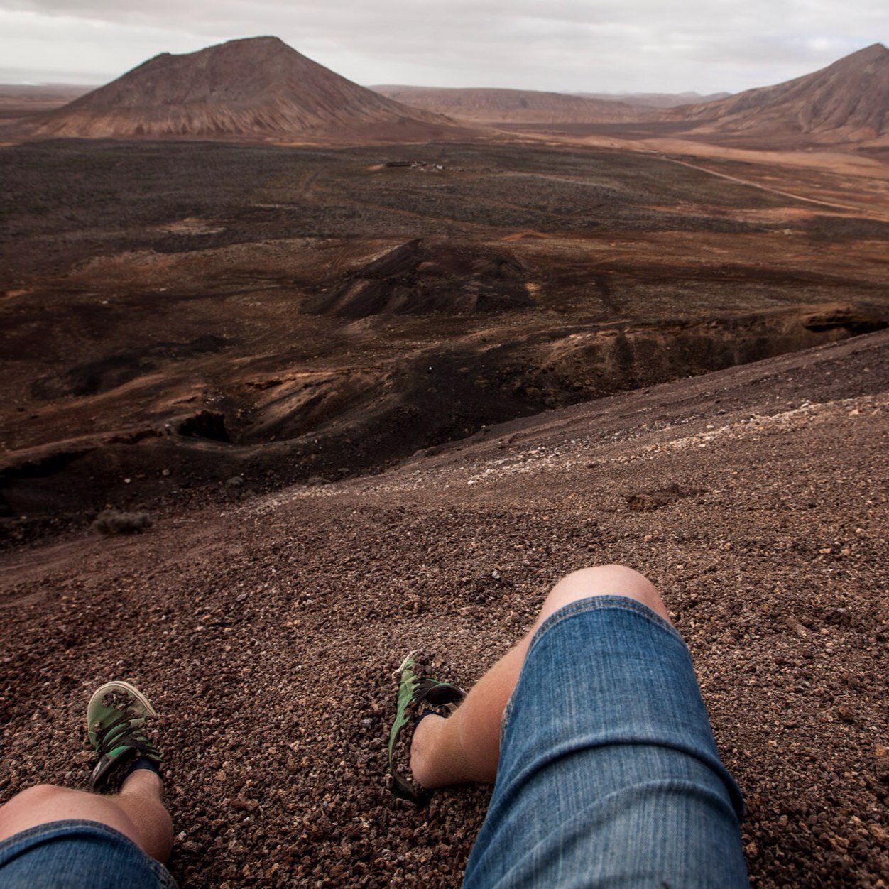 a photographer specialized in extreme mountain biking