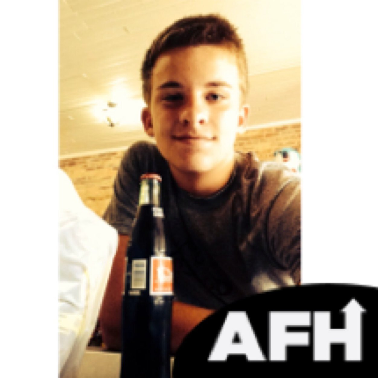 Im 15/ love Jesus/ And i love you/ #AFH / avi is meh