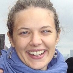 aguemercadal's profile picture. Bibliotecària/documentalista especialitzada en ciències de la salut, educació i psicologia. Treballo a la @UOCbiblioteca i m’encanta l’#eLearning