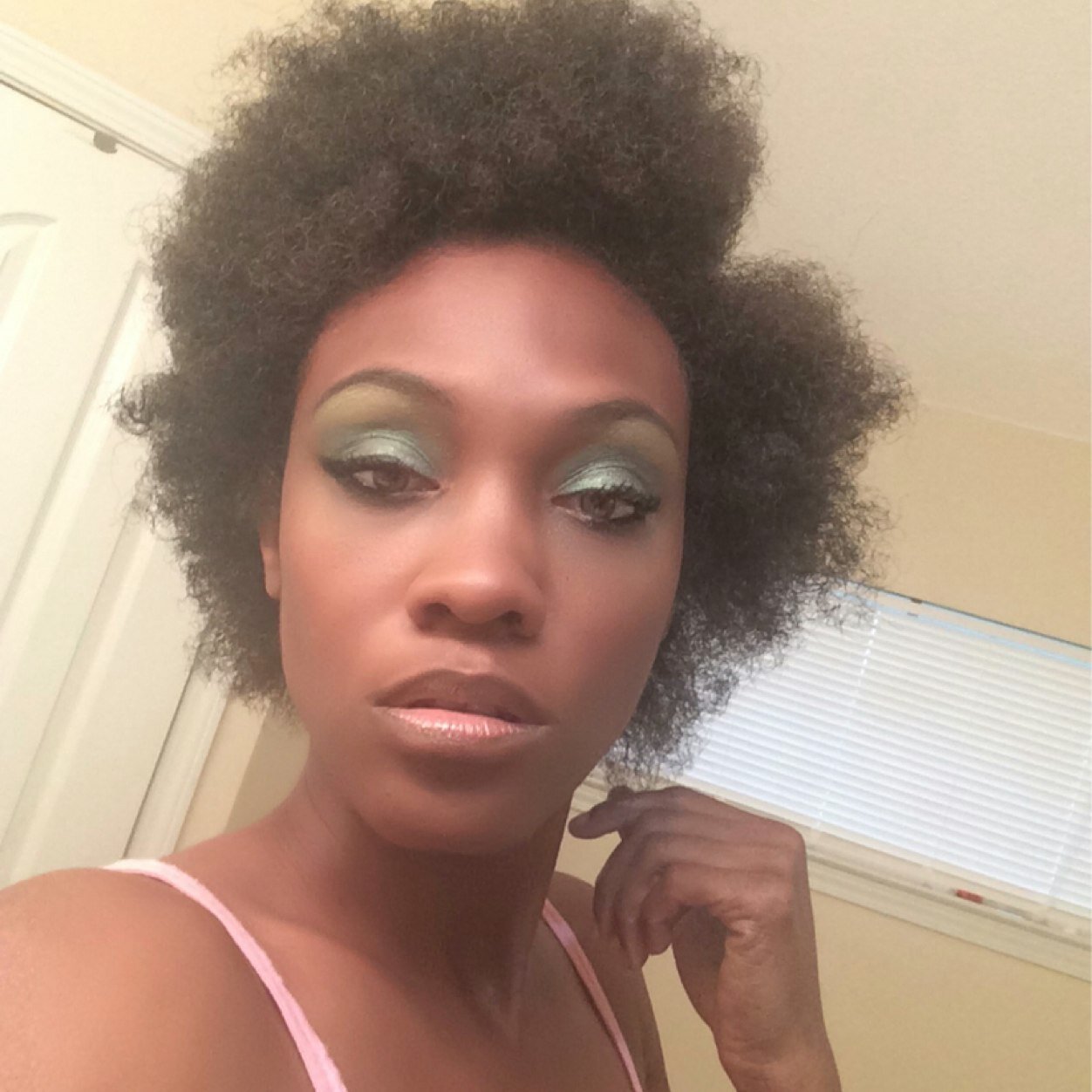 Terra White (@bookthismodel) | Twitter