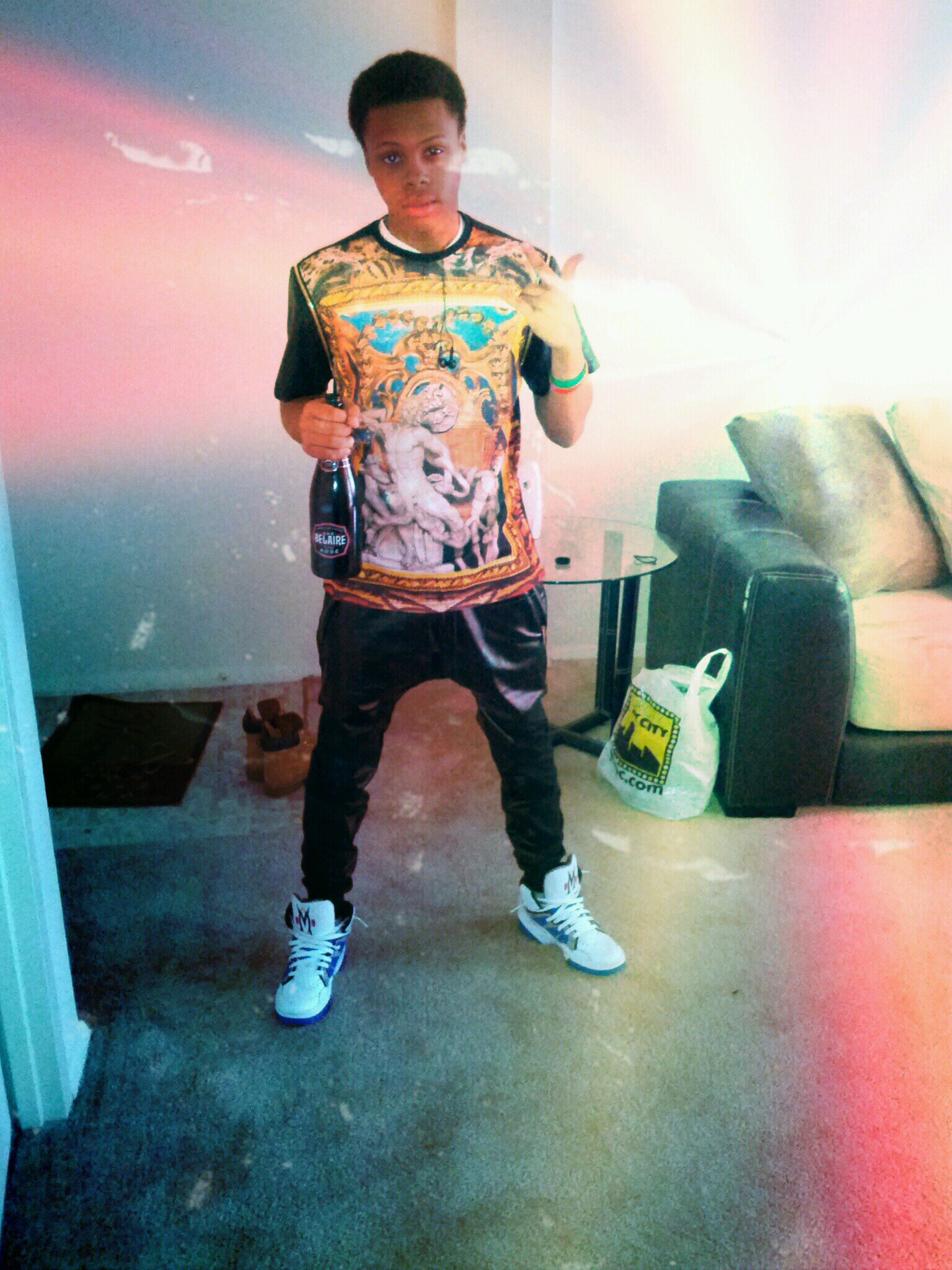Borda Baby yougin born to stunt