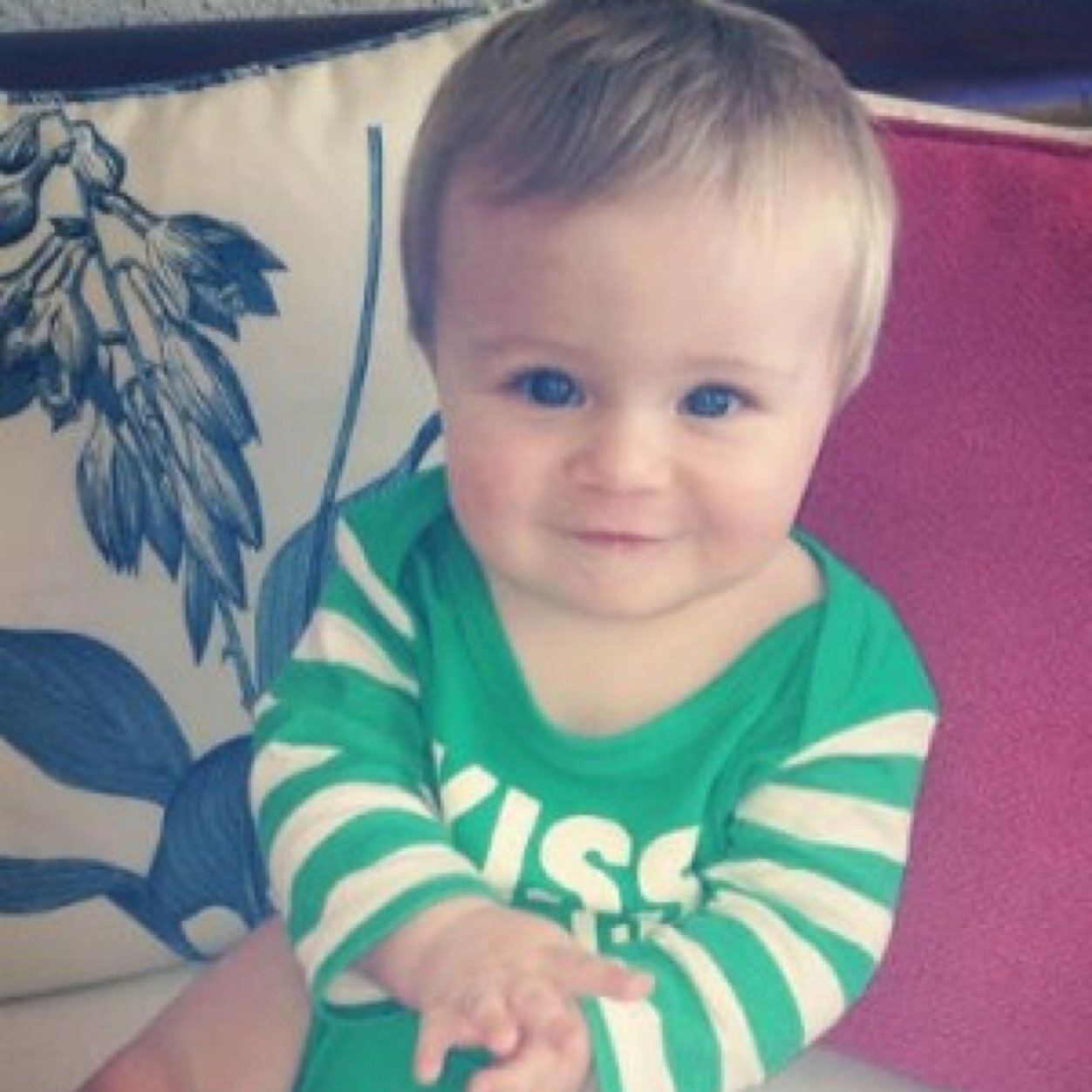 Baby_Theo__'s profile picture. Hewwo i Theo my dadas: @Irish_Idiot_RP and @Sexy_HazzaFaker my bwig bwotha: @CuteLilMan