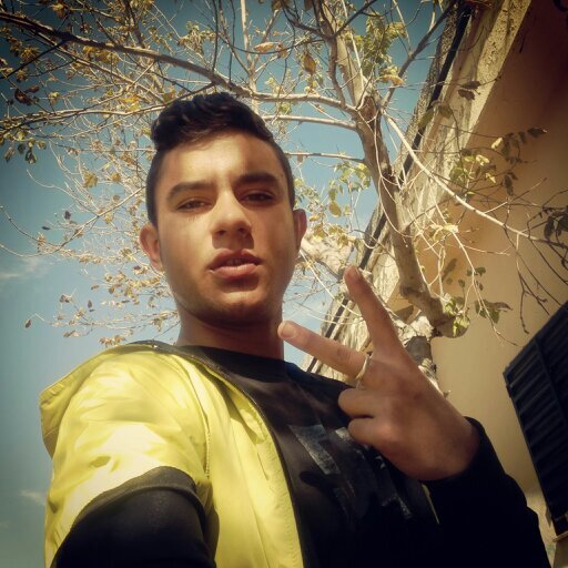 AhrRiver Profile Picture