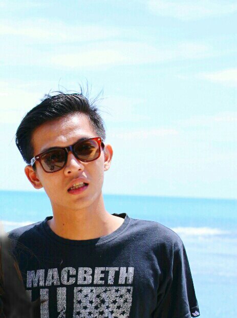 NizwarDwie's profile picture. Part of #TOGO.inc #Barcelona #Photografy #futsal , and I love in #mylive | instagram : nizwar dwie .