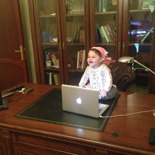 usamadent's profile picture. 