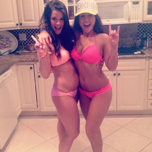 coedimes's profile picture. Not affiliated with Coe College. Let's have fun and give these dimes a s/o. DM everything stay anonymous