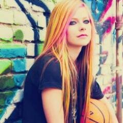 Lavingeloveyou's profile picture. ♥ follow me please i love avril lavinge!!!