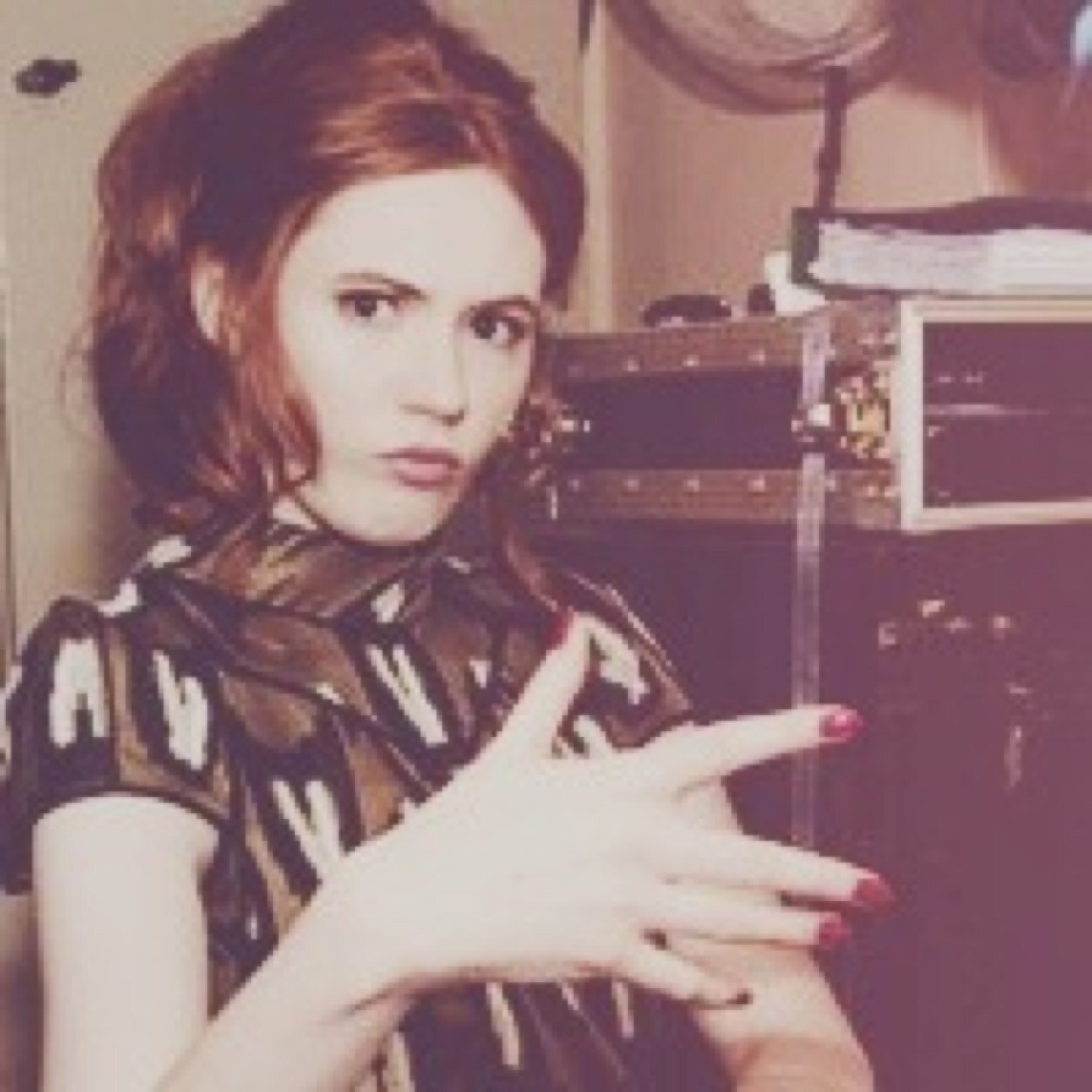 bestkarentweets's profile picture. an archive of the best karen gillan tweets