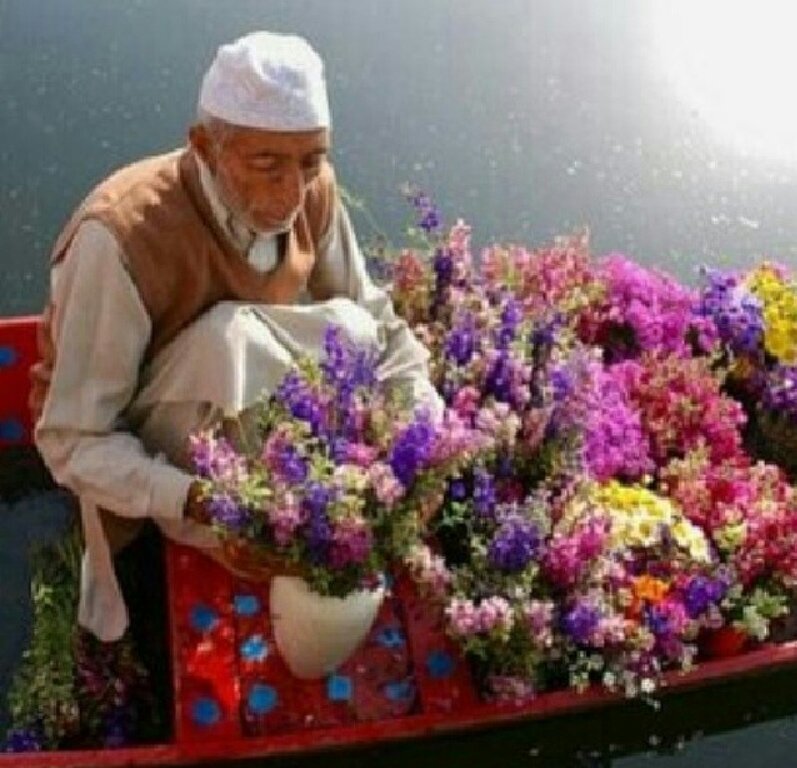 كل شِي ابيض.‏
