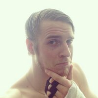 Nicolaj Figaw - I containerize things 🦄 (@figaw) Twitter profile photo
