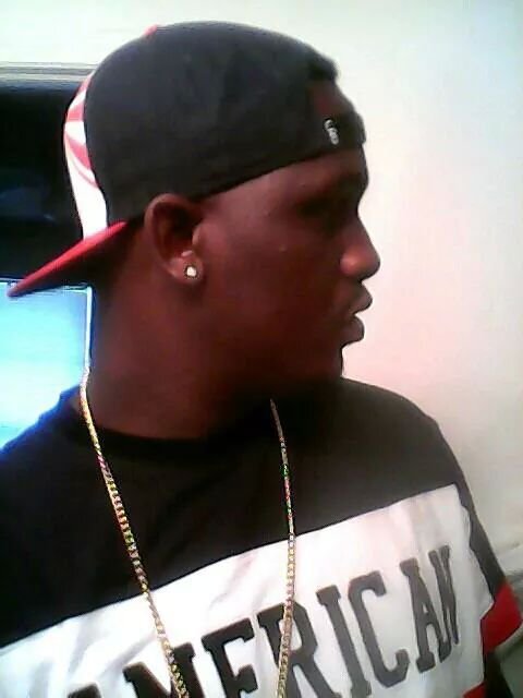 best barber in the triple d!! right along with the best female rapper liven!! #buttagoharder grindn season all yr round