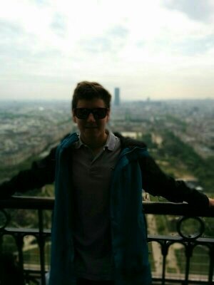 instagram: diegoruizausin