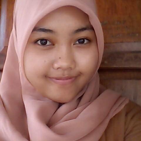 Be the ordinary girl..