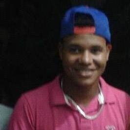 Momôzin, vamos fazer assim
Eu cuido de você, você cuida de mim
Não desisto de você e nem você de mim
Vamos até o fim