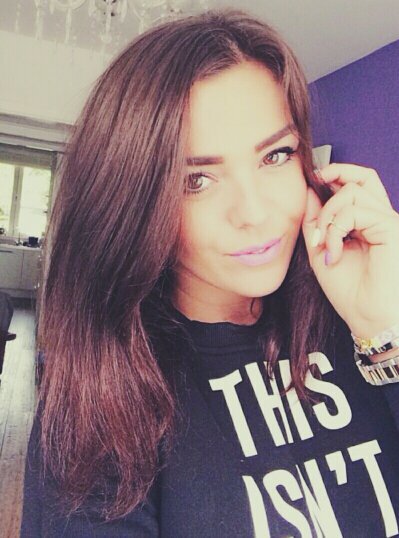 Officiële fantwitter voor @LauraPonticorvo! Bekend van o.a. #MVVVV, #SDOHIJ en #IBESHMHU! ❤