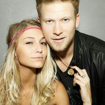 Married to #Alex. I run the Simply Southern Boutique {18+ RP Only}