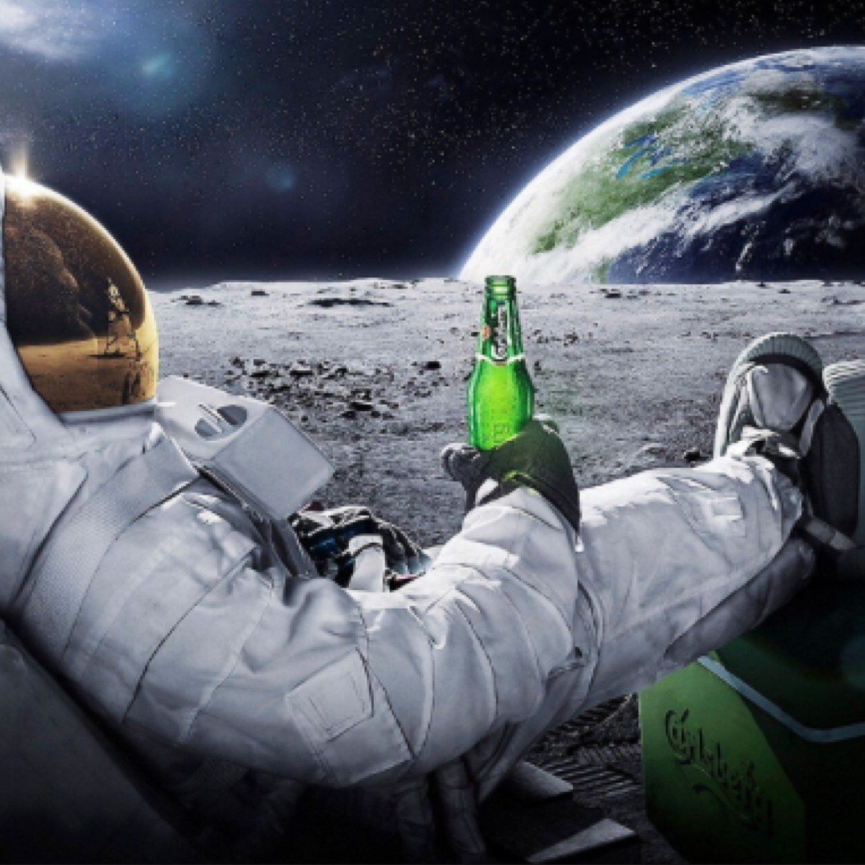 ButtHurtScience's profile picture. 70% of Über facts tweets originated from a bong