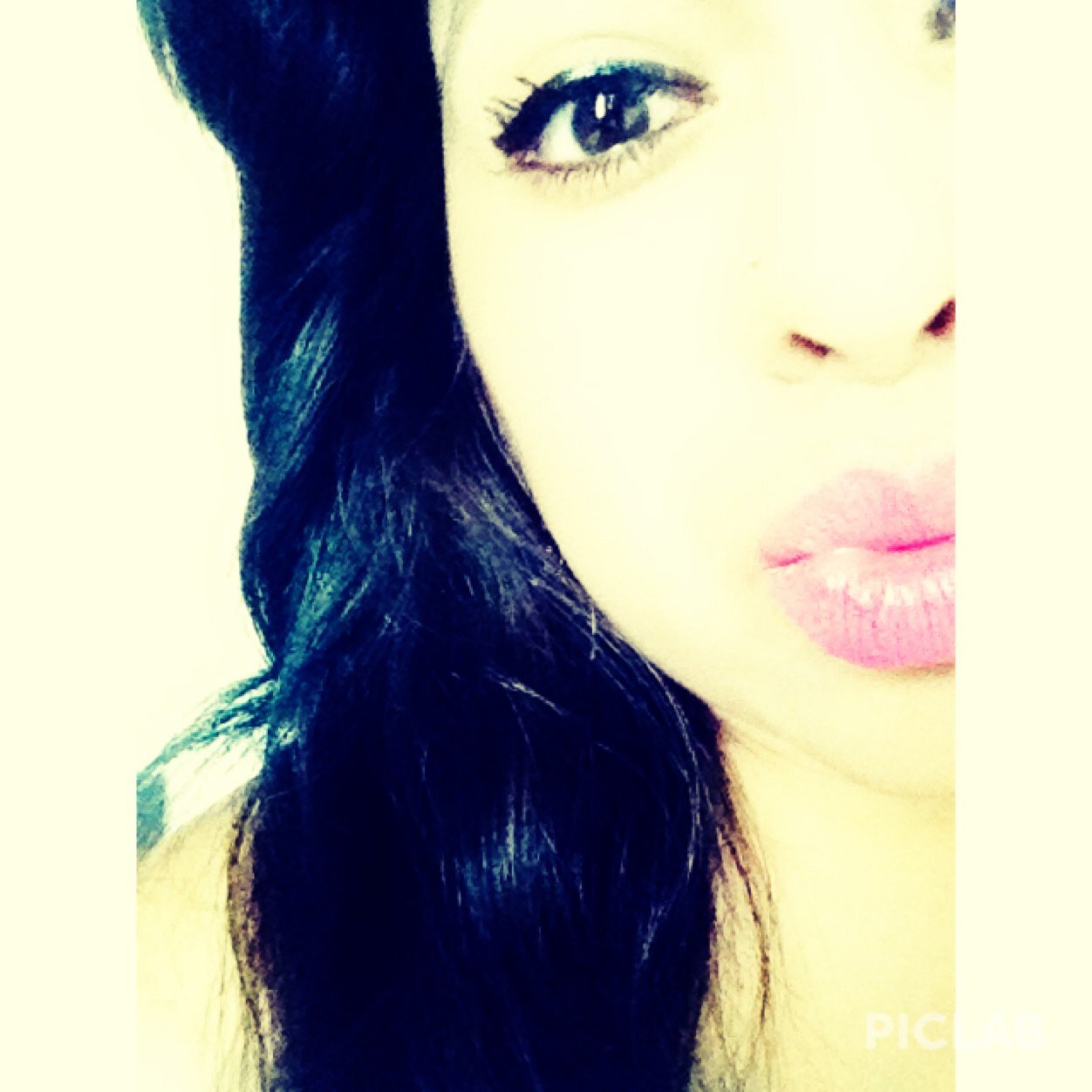 Meli4e's profile picture. 