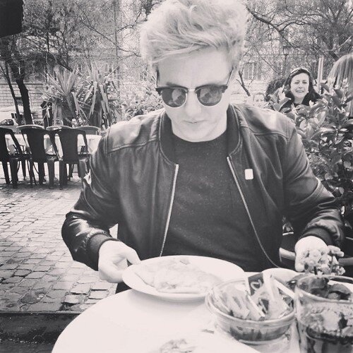 OfficialGlennda's profile picture. Commercial Interior Designer. Pestered to death by the worlds scariest small person!