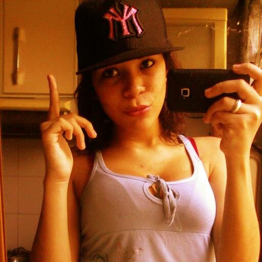 Á Tal ♔ A l e r q u i n a♔
 Eu Sou Oque Sou , E Não Mudo Por Ninguém ! . . Já to pra casar :)     ♔Mamãe de um Pinceepe.♔ Só 17 Aninhos ! . .