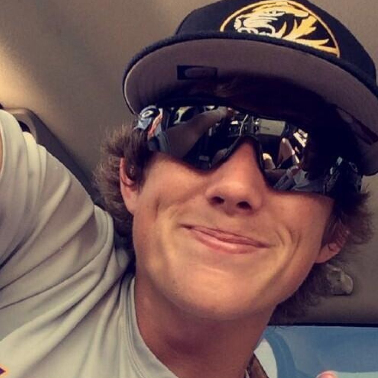 God 1st, but Dalton is a close second! Mauldino for life! Make that white button turn blue;) Fanpage of THE #DaltonMauldin! DALTON FOLLOWS!