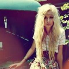 SelenaFigueredo's profile picture. Me gusta mucho actuar,bailar y obviamente cantar siempre formo parte de mi vida  1/6/2014 favorito me dio @chinasuarez