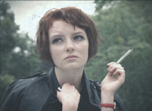 Iovelysuicide's profile picture. i've got a war in my mind // i just need to write my thoughts i guess