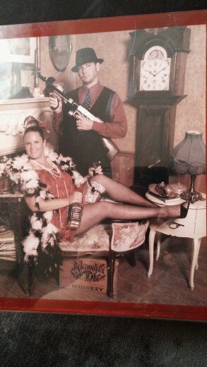 Married mom of 4, Bi Polar and not ashamed. Love positivity, music, family and world history. FIGHT CANCER!
