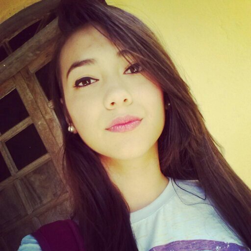 Deus em primeiro lugar, musica.sorvete,amor,amizade . Que seja eterno quanto dure e que dure para sempre♪