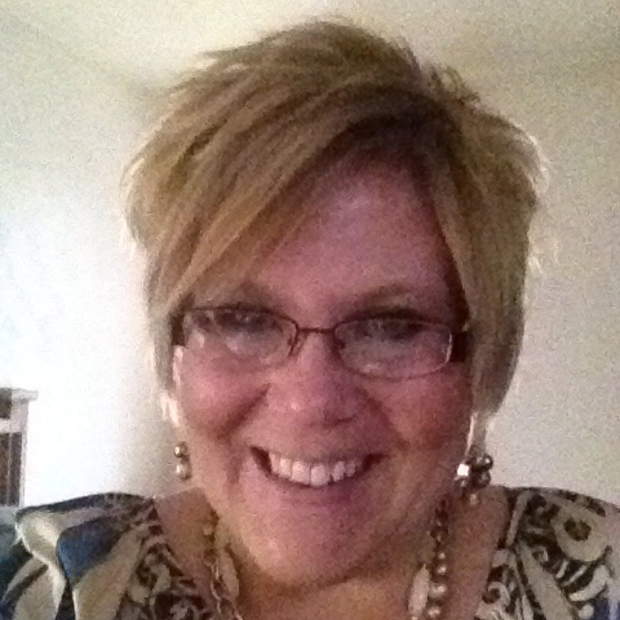 ronellem's profile picture. 