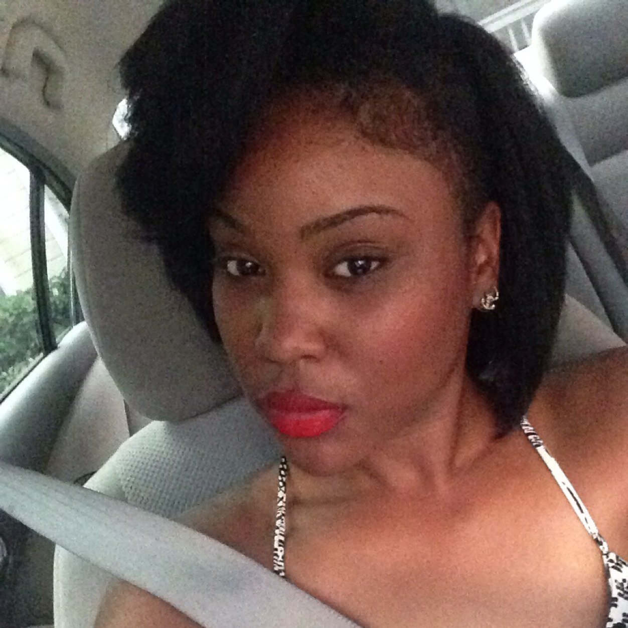 McallLauren's profile picture. This is like my third twitter marykay consaultant make up lover an natural queen my bae gib boi love youuuu ❤️