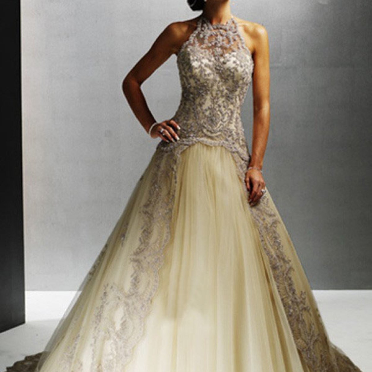 Wedding_dressss's profile picture. There's not enough pictures of wedding dresses on twitter so that's where I come in #wedding #dresses #dress #weddingdress #weddingdresses