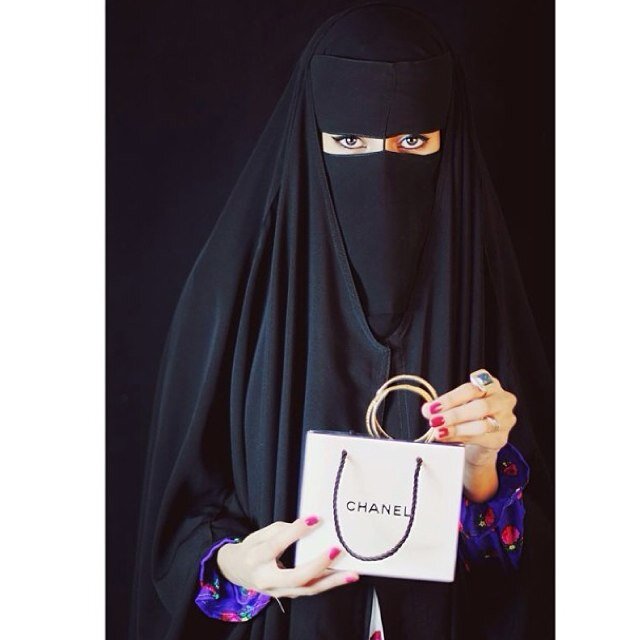 جالس تقرأ البايو ؟ الله يسعدك وينور دربك ويوفقك ✨.