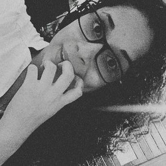 Que das minhas dores, brotem flores  .