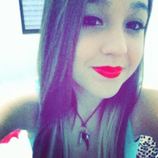 O tempo passou, aqui estamos nós de novo, agr um pouco mais maduros
Dessa vez diferente, o amor tomou conta de nós ♥
@Poxa_Daros
Snap Staaaii
Whats 91271162