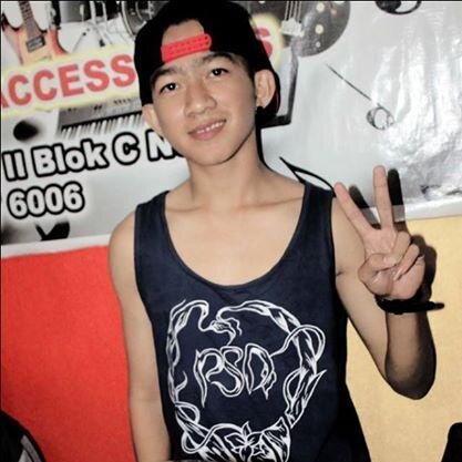 Rory Syalwenda (alaw) | vhs2 ptk | free | i like road race and drag race |