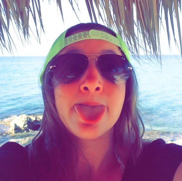 niknakk321's profile picture. may angels lead you in 15*