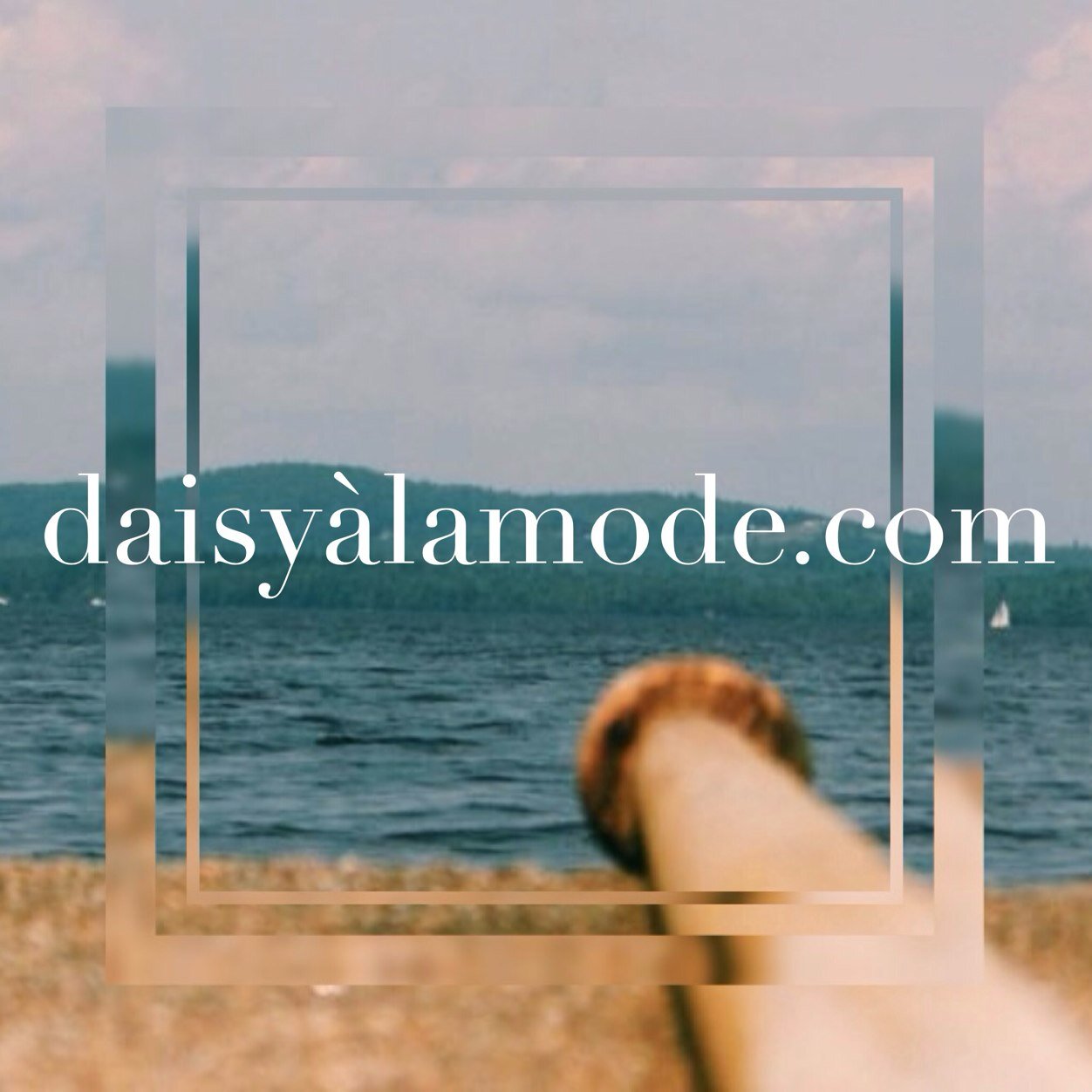 daisyalamode_'s profile picture. daisy à la mode is a fashion & style blog created by a PR student breaking into the Fashion PR industry! Contact: daisyalamode@gmail.com