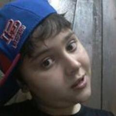 Gosto RPG ,Rock,Jogar jogos etc(Coisa de Nerd Sabe )