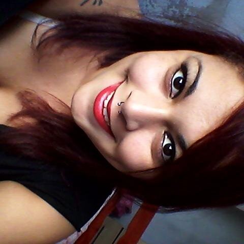 amo rock n roll...pizza...cervejas...e minha cama