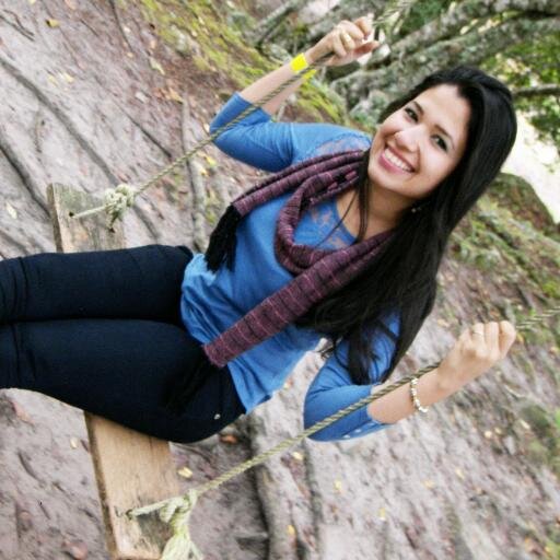 ¡Misteriosamente feliz! 
-Tengo licencia para comunicar-
 #SOYPERIODISTA