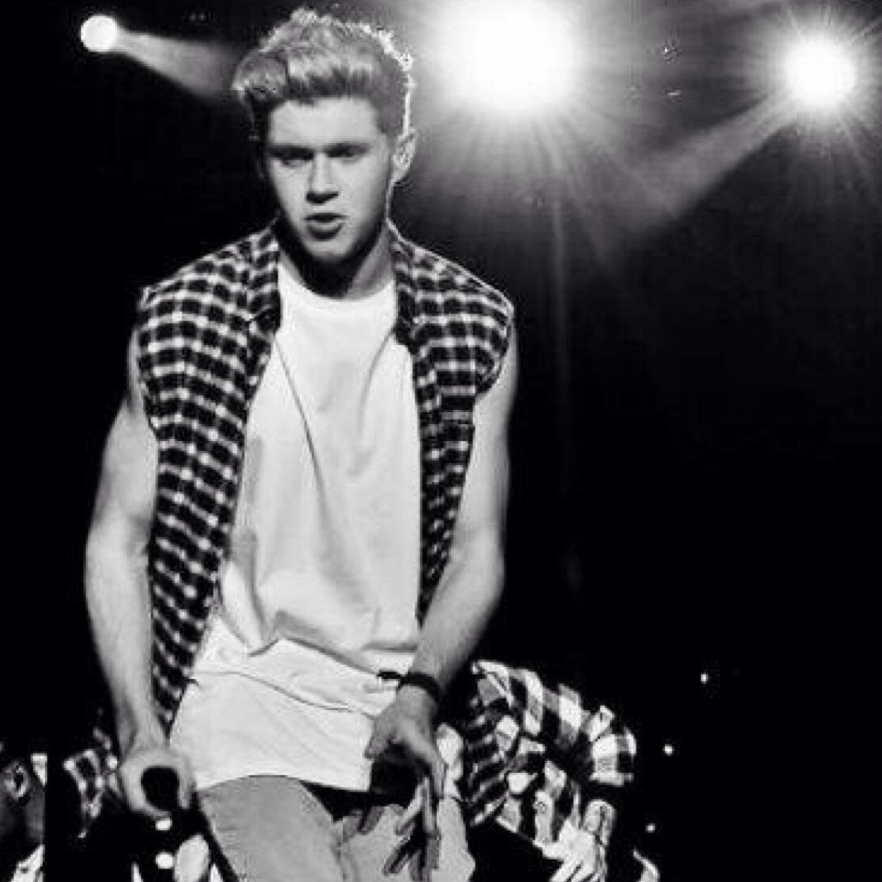 Niall_Horann_'s profile picture. 