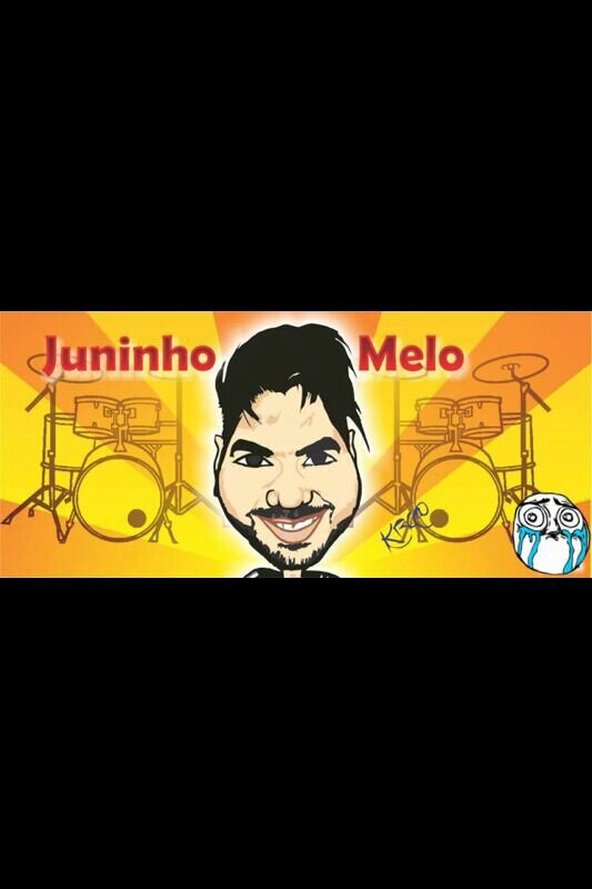 Amo musica, atualmente trabalhando em studio de gravação!!! A procura da batida perfeita!!!