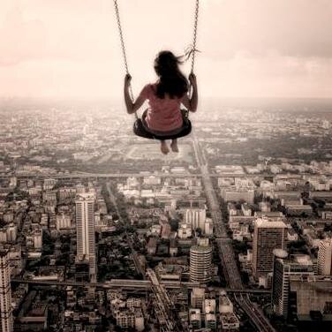 distantdiane's profile picture. 