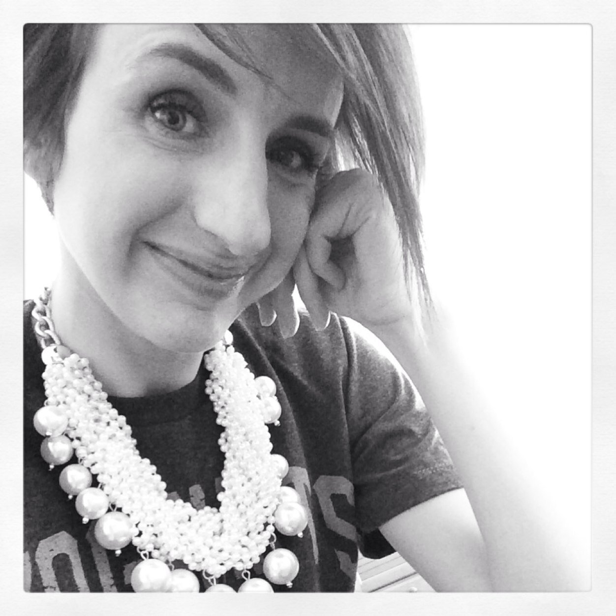 Mama, award-winning writer, speaker, LDS blogger, lipstick wearer, non-profit owner, chocolate chip cookie eater!