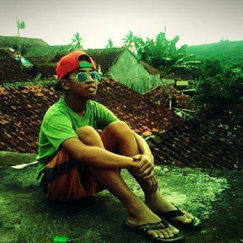 07-07-1999 :* 
29 zdev Maryoedack
