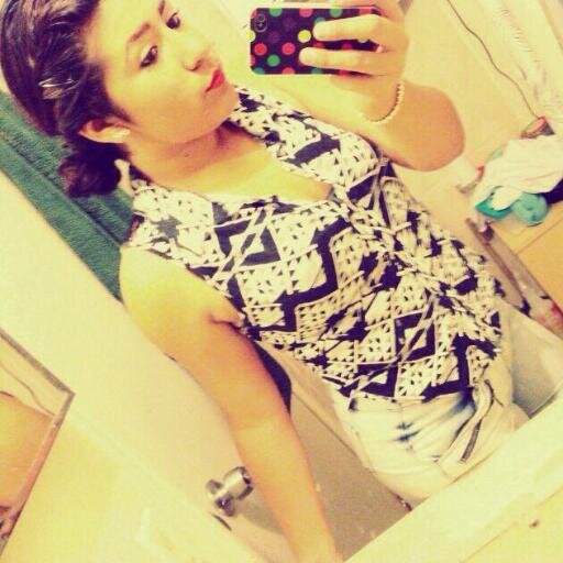 FolLow Me ? Nd ilL foLlow Back (;
Kik;Nancyluvzyouh 
Snapchat;Yoitssnancy
IG;Yoitssnancy