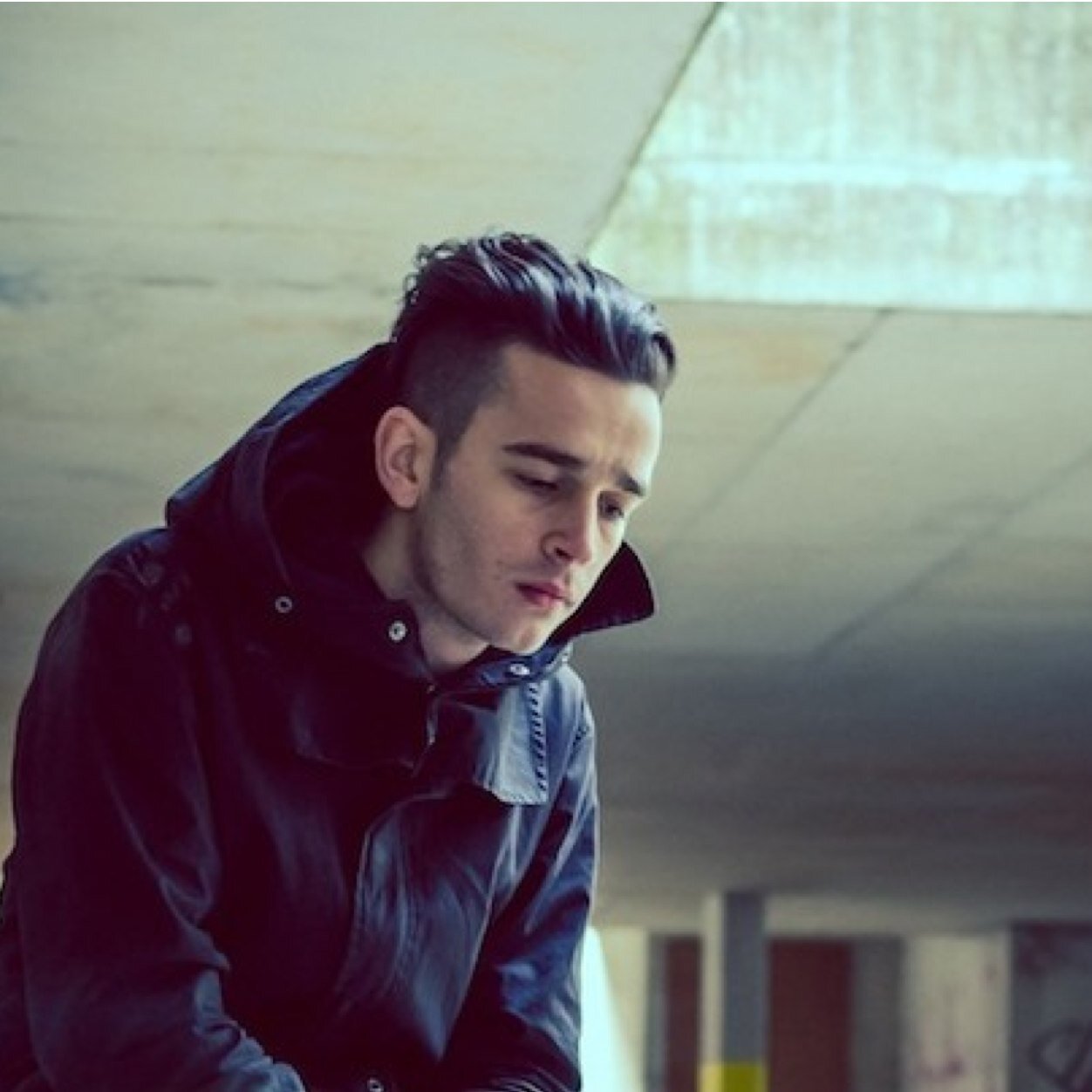 19 | the 1975
Follow for follow back