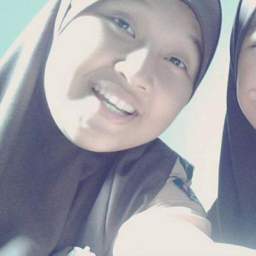 Aku mencintaimu karna allah,
bukan dari harta dan martabat namun dari kasih sayangmu :*
terima kasih tuhan engkau telah mengirimkan aku kekasih yang setia :*