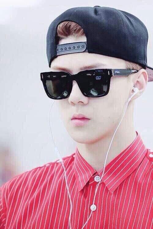 ทุกอย่างที่เป็น★เทาฮุน ไคฮุน คริสฮุน คริสฮาน ลู่หมิน แบคโด้★♥เซฮุนคือทุกอย่างHe is my life♥#สนับสนุนให้ฮุนเคะ# //ฉันเป็นสาววาย//